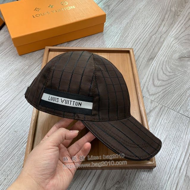 LV新品男士帽子 路易威登格子鴨舌帽棒球帽  mm1338